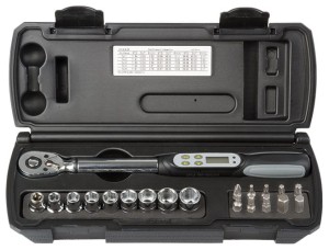 KLUCZ DYNAMOMETRYCZNY M-WAVE CYFROWY ZESTAW W WALIZCE