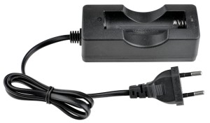 ŁADOWARKA PROX SIECIOWA DO OGNIW 18650 (TORCH)